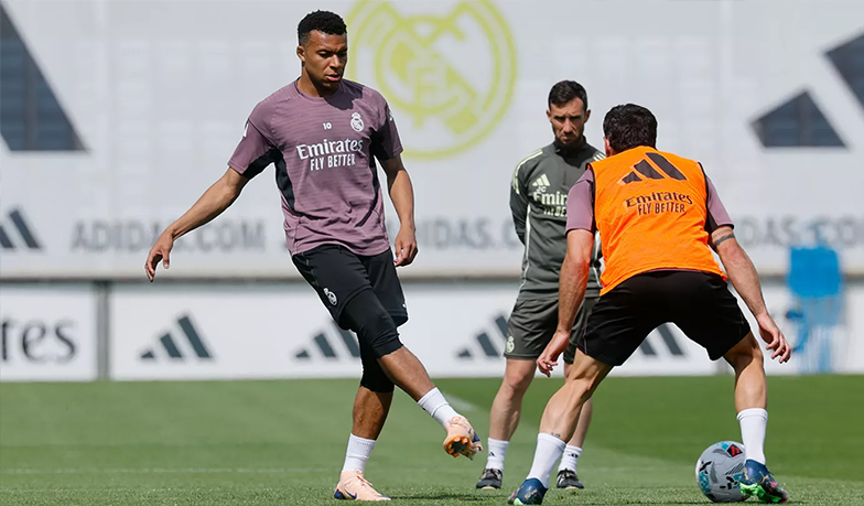 Mbappé i Carvajal trenowali z drużyną