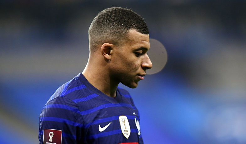 Foto: Mbappé podejmie decyzję dopiero po sezonie?