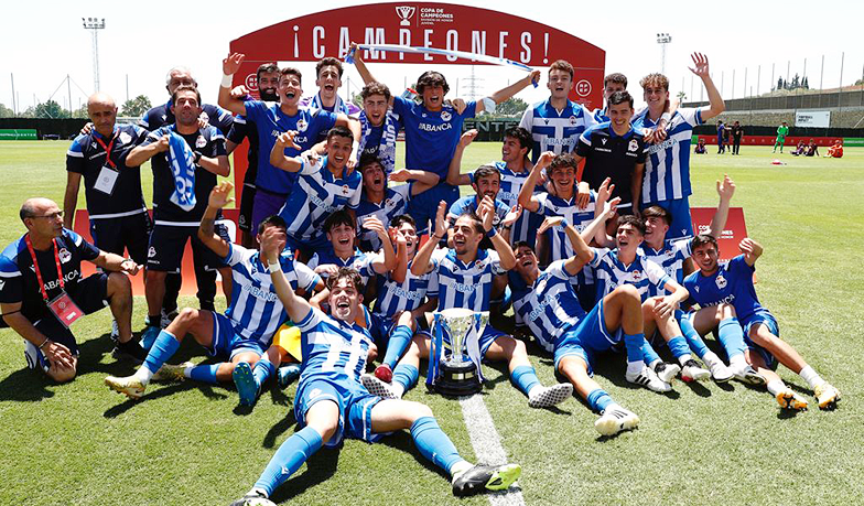 Foto: Deportivo La Coruña młodzieżowym mistrzem Hiszpanii