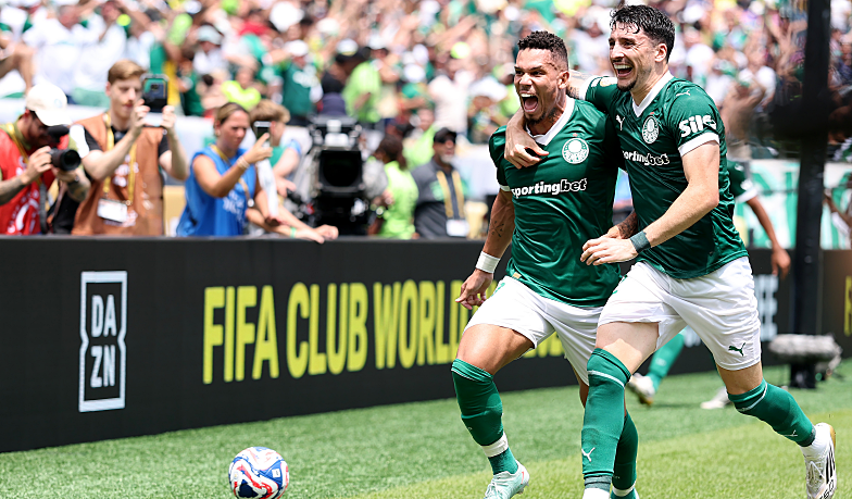 Foto: Palmeiras pierwszym ćwierćfinalistą Klubowego Mundialu
