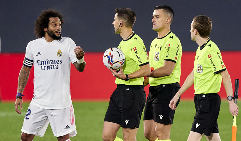 Foto: Sędzia do Marcelo: Położył na tobie rękę