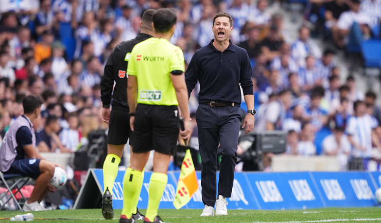Foto: Xabi Alonso: Dla mnie to żółta kartka, wyjaśnienia sędziego mnie nie przekonały