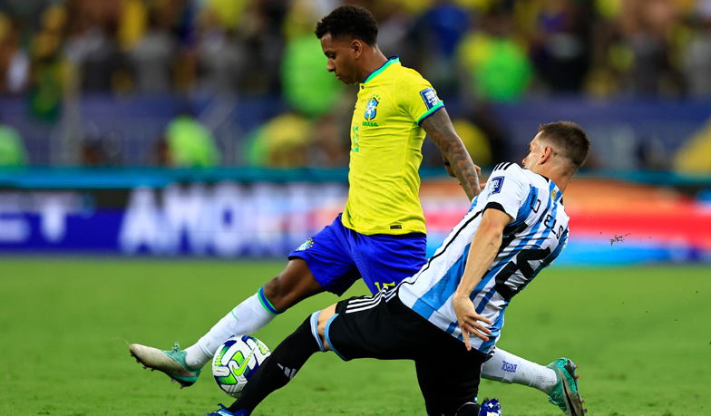 Rodrigo s-a întors de la echipa națională din cauza unei accidentări la genunchi
