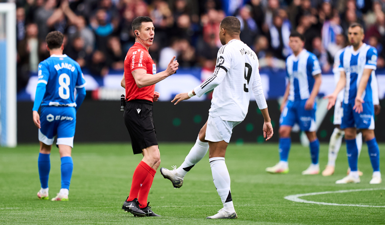 Foto: Oficjalnie: Mbappé zawieszony tylko na jeden mecz