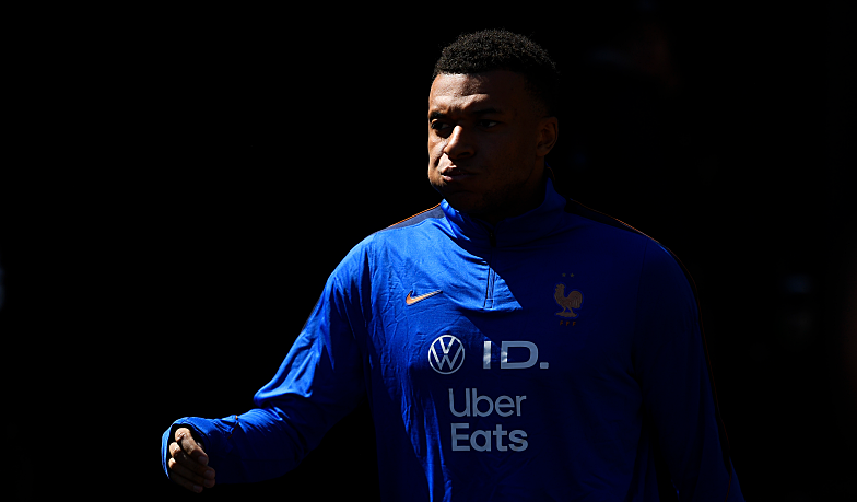 Francja gra z Kolumbią, Mbappé na ławce [LIVE]