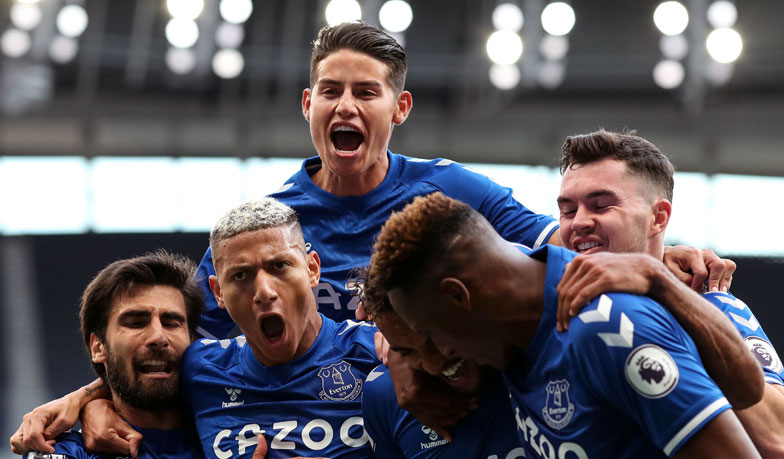 Foto: James bardzo chwalony za debiut w Evertonie