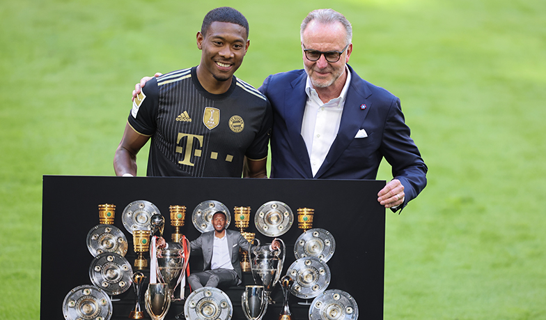 Foto: Rummenigge: Przepraszam za odejście Alaby