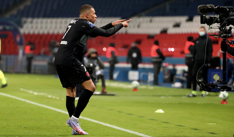 Foto: Real Madryt niewzruszony rozmowami Mbappé z PSG