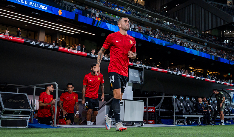 Foto: Dani Rodríguez uderza w Arrasate za posadzenie go na ławce na Bernabéu