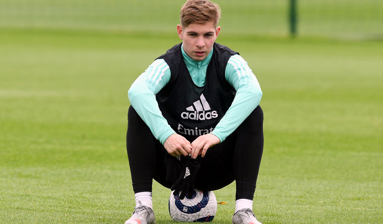 Foto: Smith Rowe na celowniku Królewskich?
