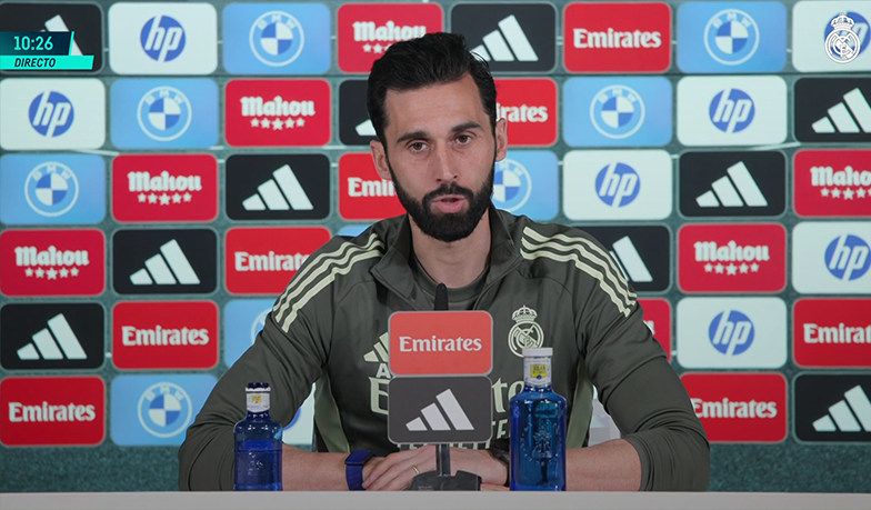 Foto: Arbeloa:  Po każdym meczu zawodnicy mają schodzić z boiska wykończeni, taka jest ich praca
