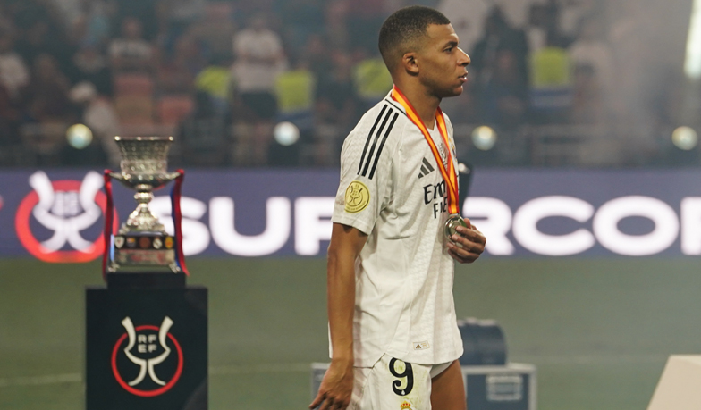 Foto: Barcelona chwali się 100 trofeami, jak na jej tle wypada Real Madryt?