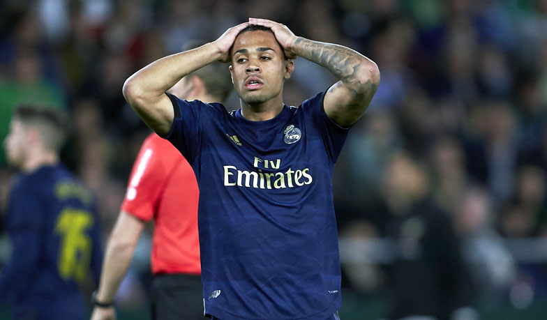 Foto: Benfica coraz bardziej skłonna odpuścić w sprawie Mariano