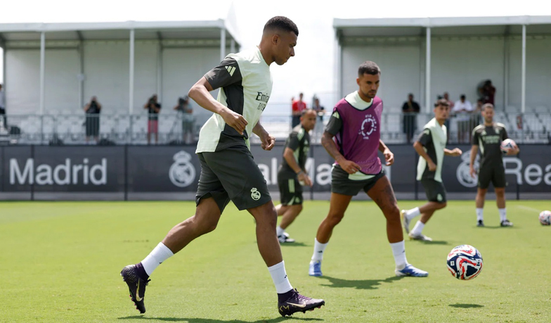 Foto: Mbappé i Camavinga przepracowali cały trening z grupą