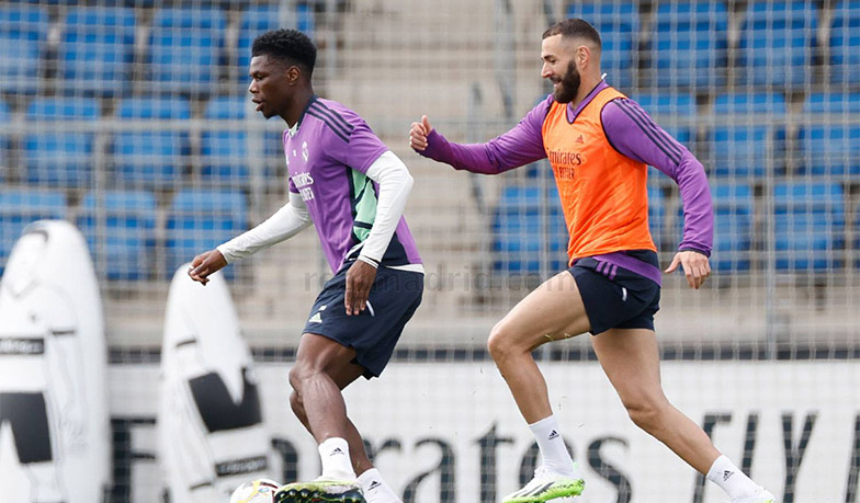 Foto: Benzema trenował z drużyną