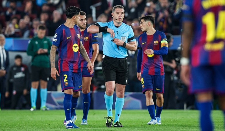 SER: Barça rozważa złożenie oficjalnej skargi do UEFA na sędziowanie w meczu z Atleti