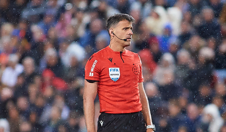 Foto: Lahoz: Należy spojrzeć, kto do tego doprowadził, to nie był Gil Manzano