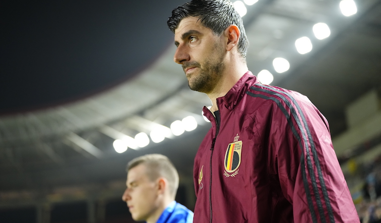 Foto: Łunin wygrywa z Courtois, udział Alaby przy golu dla Austrii [VIDEO]