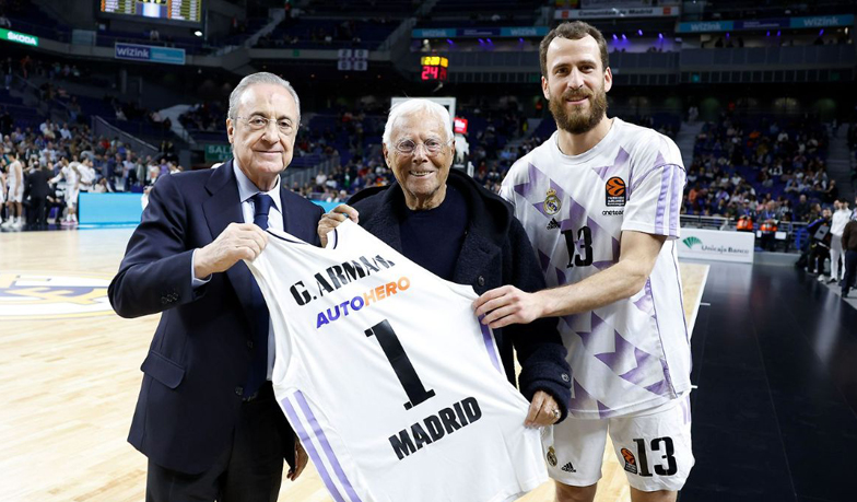 Foto: Giorgio Armani otrzymał od Realu Madryt pamiątkową koszulkę