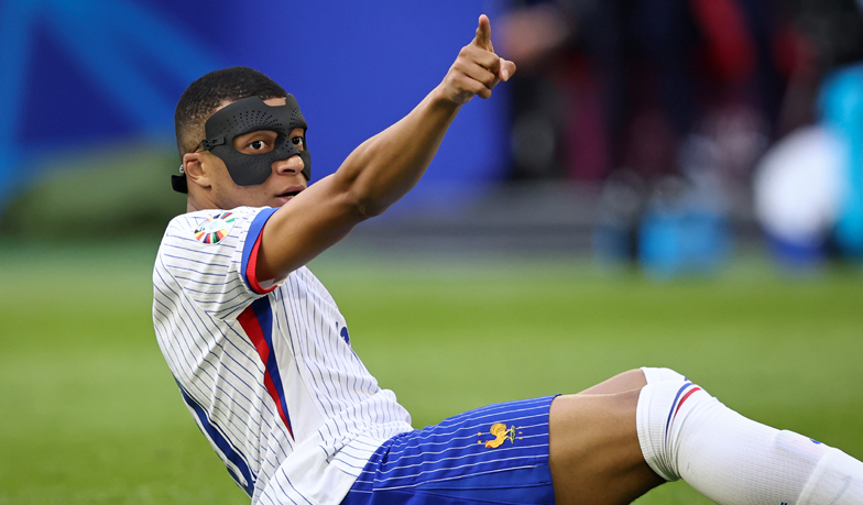 Foto: Chiringuito: Prezentacje Mbappé i Endricka o 12:00