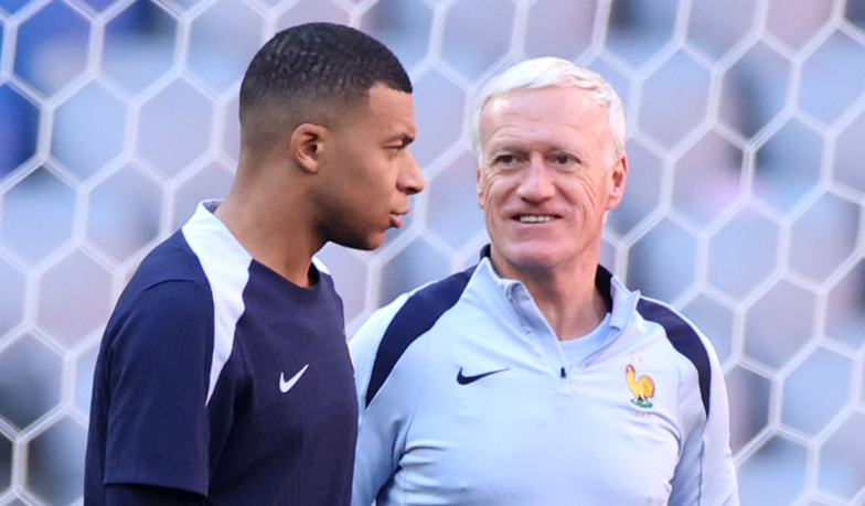 Foto: Deschamps: Nudzi cię nasza gra? Obejrzyj coś innego