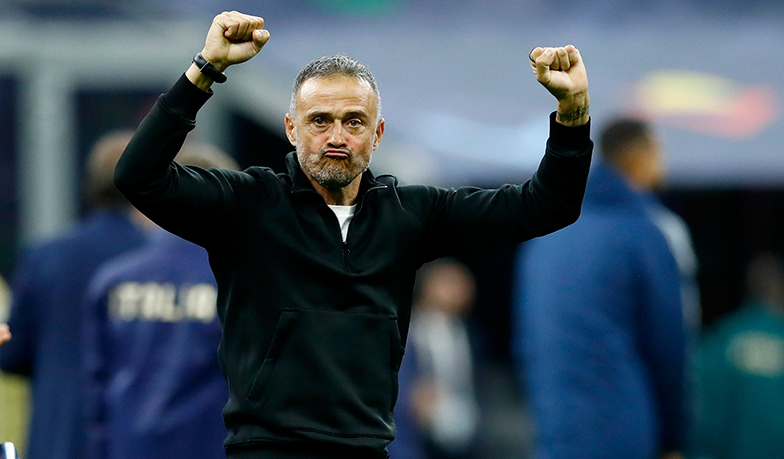 Foto: Luis Enrique obejrzy El Clásico na Camp Nou