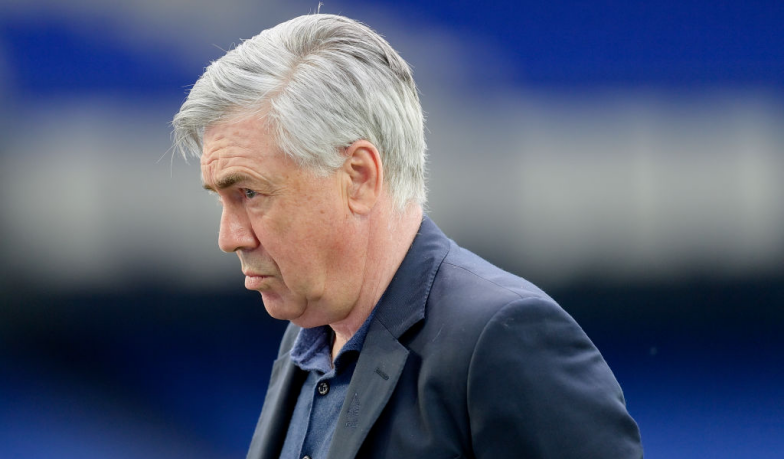 Foto: Ancelotti ma problem