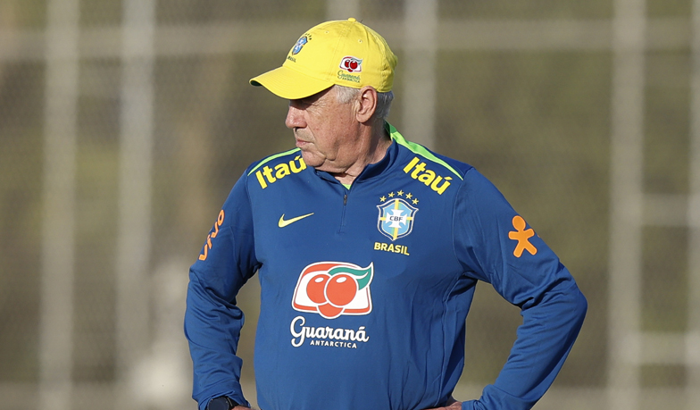 Foto: Ancelotti: Vinícius pokaże w kadrze najlepszą wersję, jak robi to w Realu