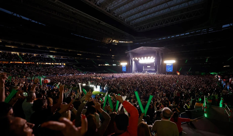 Foto: Santiago Bernabéu przyjęło pierwszy koncert po przebudowie