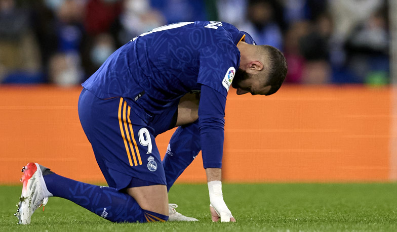 Foto: Benzema celuje w derby