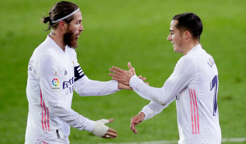Foto: Ramos i Lucas czekają na telefon