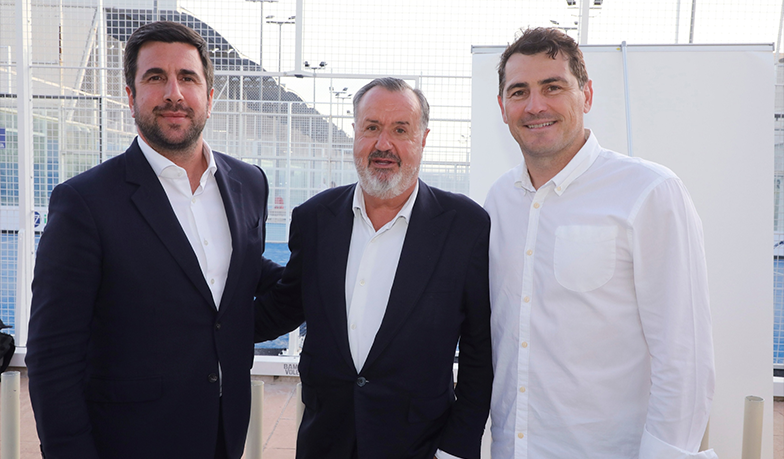 Casillas dołącza do projektu Riquelme, który przedstawił obietnice dla socios