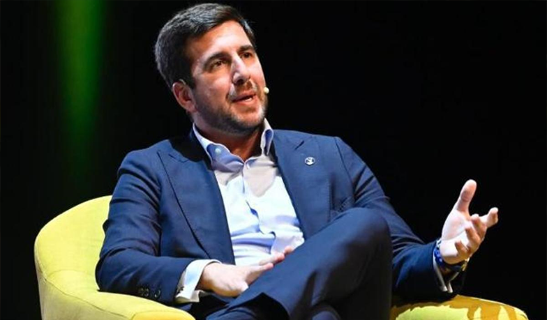 El Confidencial: Enrique Riquelme szykuje się na wybory i ma już zabezpieczone poręczenia