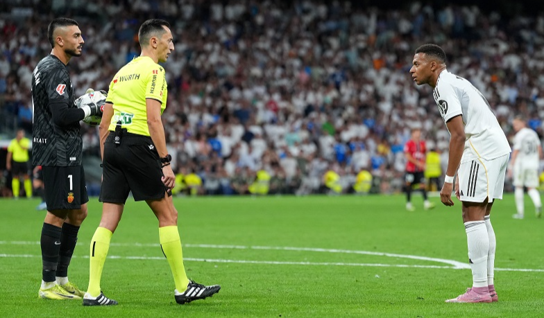 Foto: Real Madrid TV o trzech anulowanych golach w meczu z Mallorcą