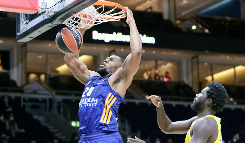 Foto: Guerschon Yabusele MVP stycznia w Eurolidze