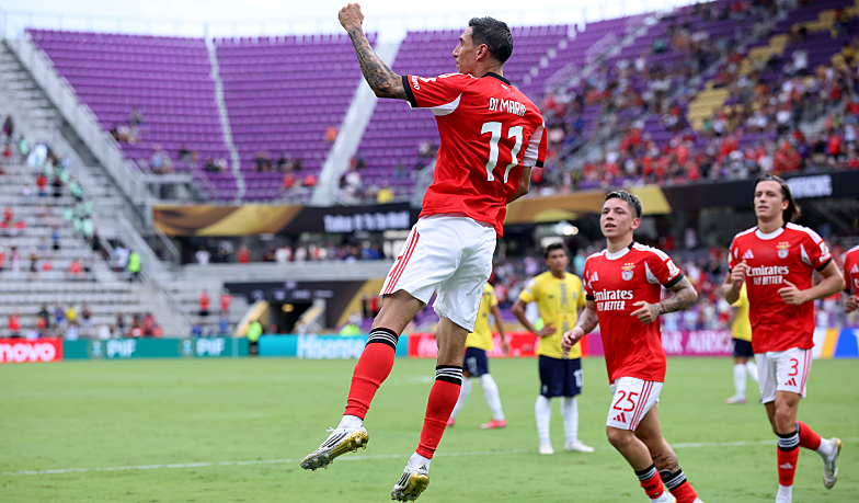 Foto: Benfica zgodnie z planem z Auckland City, Carreras zawieszony na Bayern
