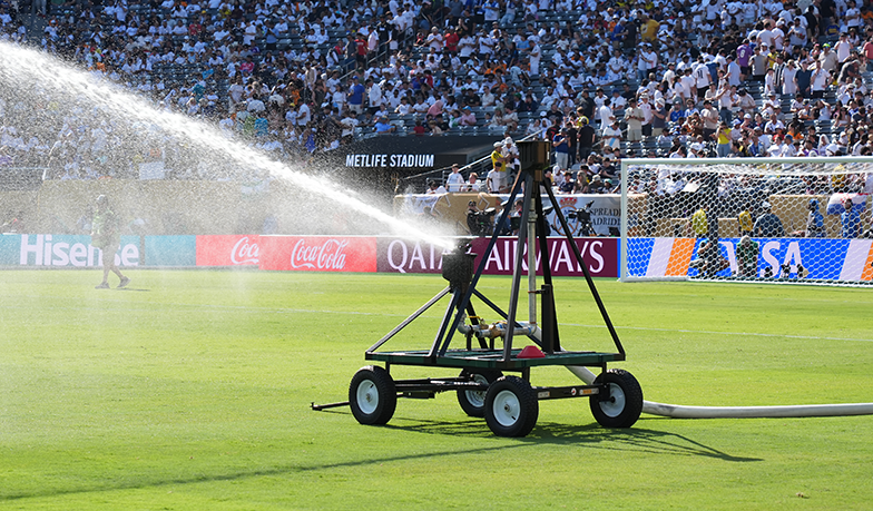 Foto: Sekrety murawy na Klubowym Mundialu: warstwa drenażowa, geowłóknina i „rok badań”, by uniknąć krytyki
