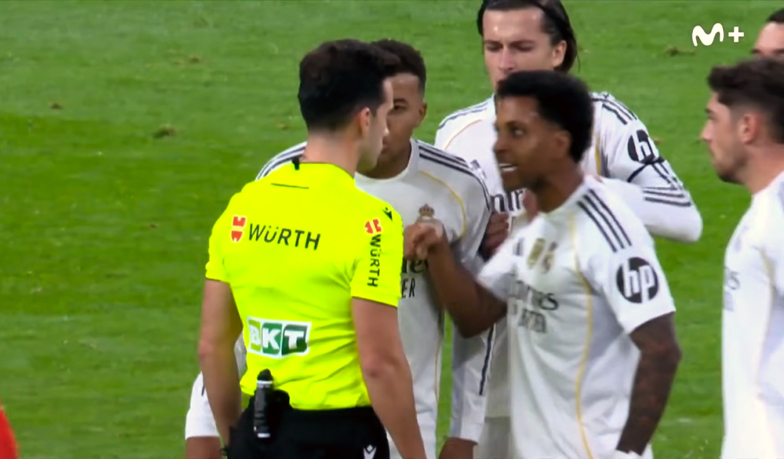 Foto: Rodrygo do sędziego: „Musisz okazać szacunek! Spójrz, gdzie jesteś!” [VIDEO]