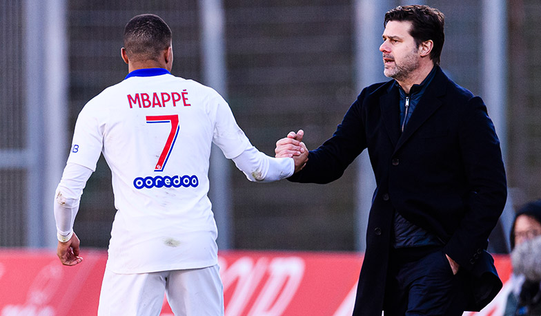 Foto: PSG próbuje przekonać Mbappé transferami i projektem