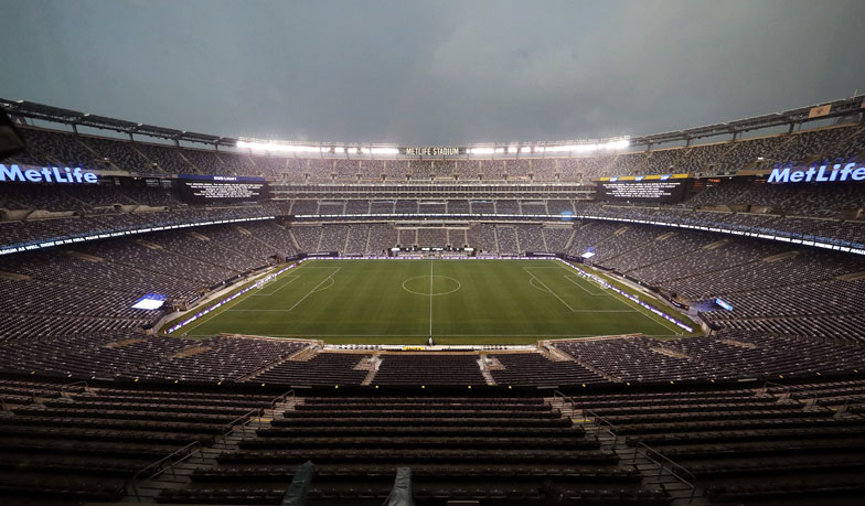 Foto: UEFA pracuje nad finałem Ligi Mistrzów w Stanach Zjednoczonych