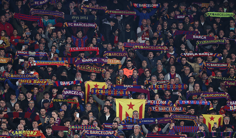 Foto: Kibice na Camp Nou śpiewali dziś „Xabi, zostań!”