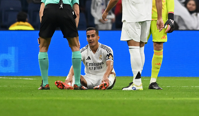 Foto: Lucas Vázquez opuścił boisko z kontuzją uda