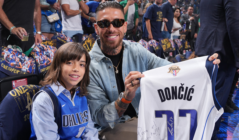 Foto: Sergio Ramos odwiedził Lukę Dončicia na meczu Finałów NBA