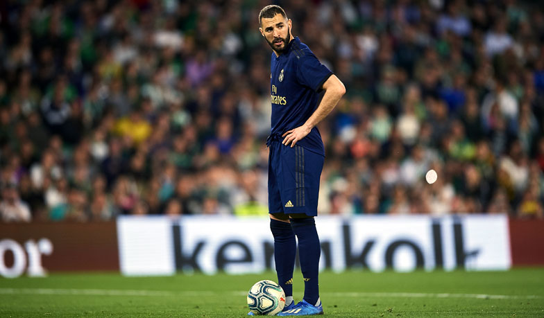 Foto: Benzema jest osamotniony