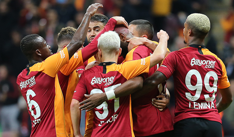 Foto: Galatasaray wygrywa przed meczem na Bernabéu