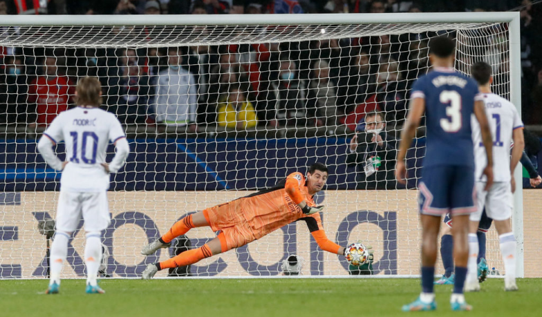 Foto: Courtois piłkarzem na Pięć Gwiazdek za luty