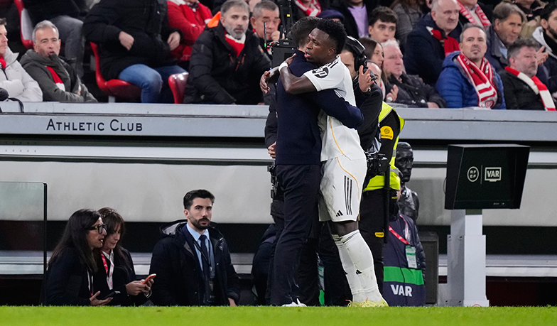 Foto: Vinícius rozstrzygnął mecz i wysłał sygnał wraz z Xabim Alonso