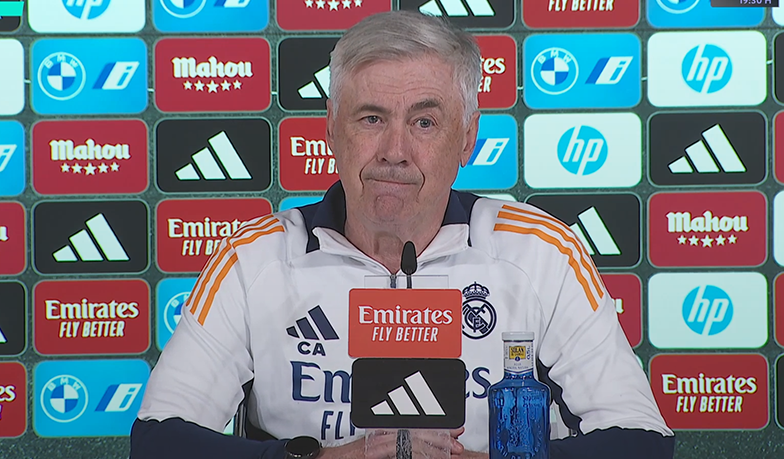 Foto: Ancelotti: Valverde odczuwa drobny dyskomfort i nie będzie jutro dostępny, ale na następny mecz już tak