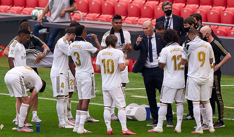 Foto: „11 zupełnie innych meczów Zidane'a”