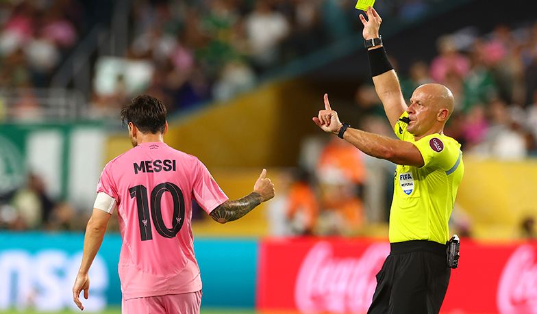 Foto: Grupa A: Messi i jego kumple grają dalej; Porto za burtą